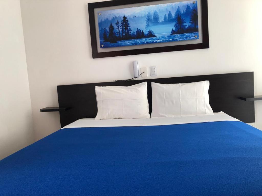 Hotel Abadias De *